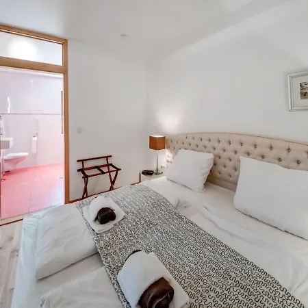 Holiday home In The Eifel Near An Old Farm Harspelt