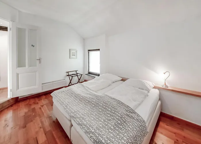 Our Family Sevenig (Our)